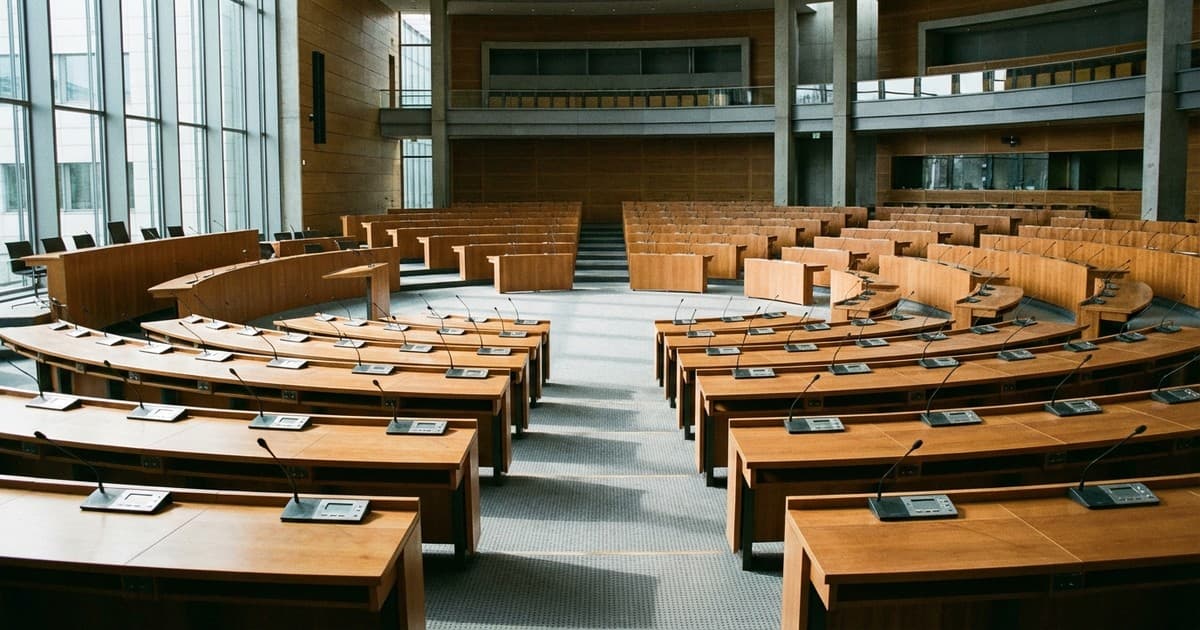Zašto Europska unija u krizama često popušta pod pritiscima