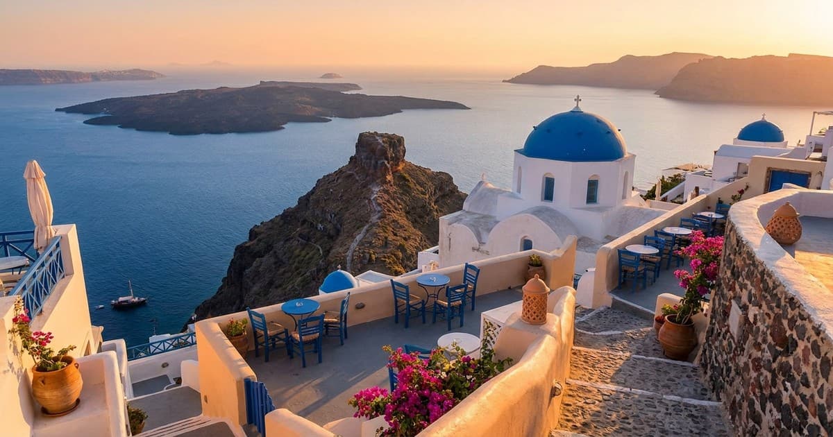 Pogled na kalderu: letovanje na Santorini 2026