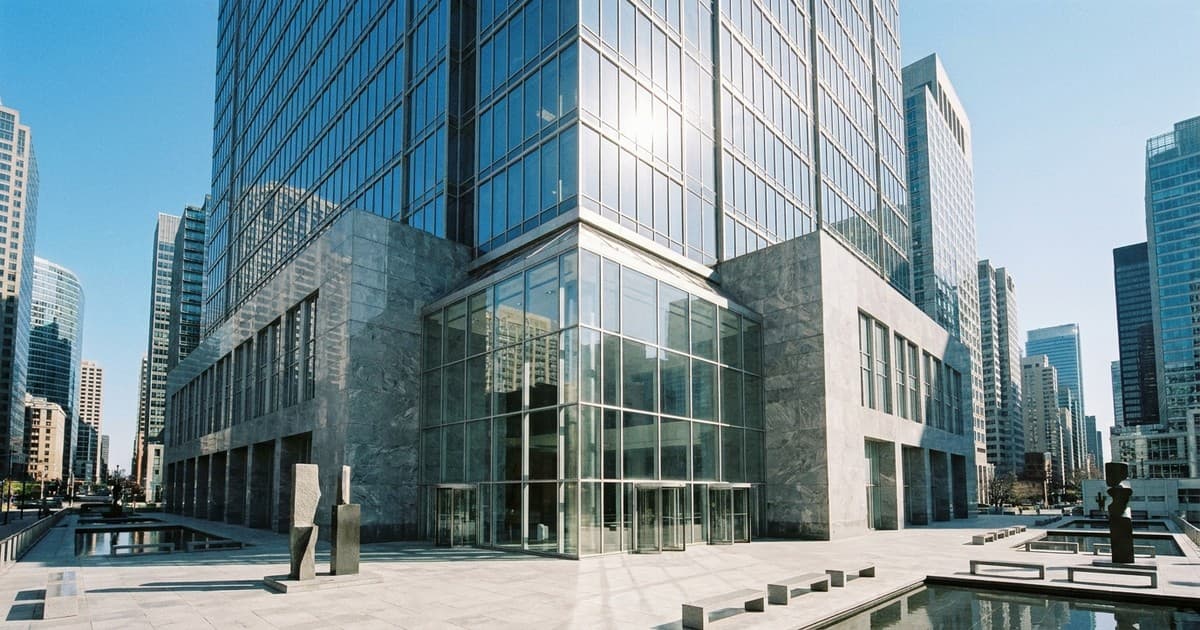 UniCredit povećao kapital za preuzimanje Commerzbanka
