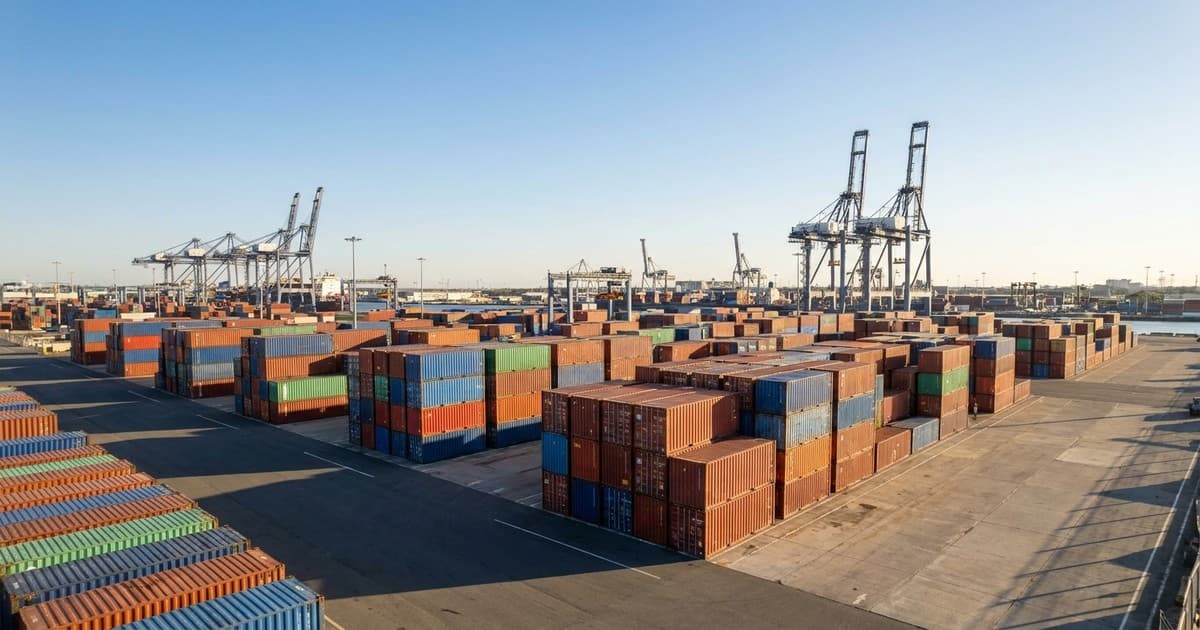 Lučki terminal i rastući spoljnotrgovinski deficit