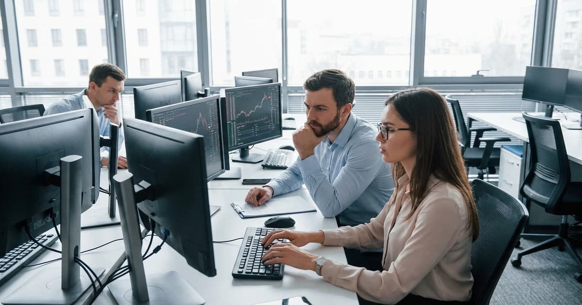 Rast cijena nafte potisnuo indekse na Wall Streetu