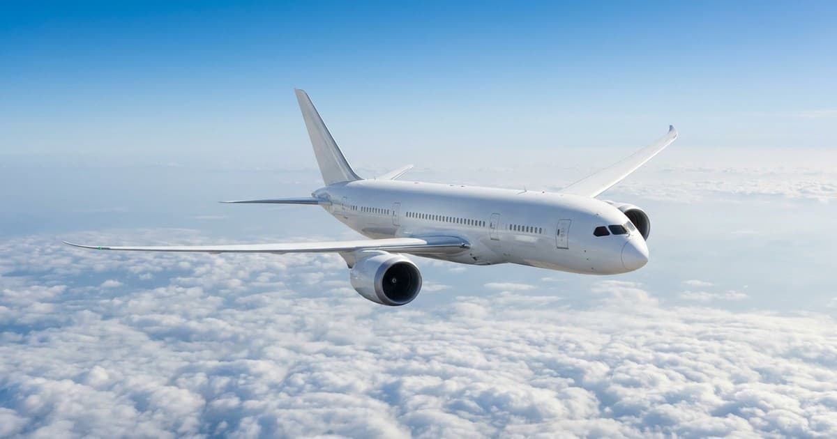 Commercial jet in flight for Project Sunrise